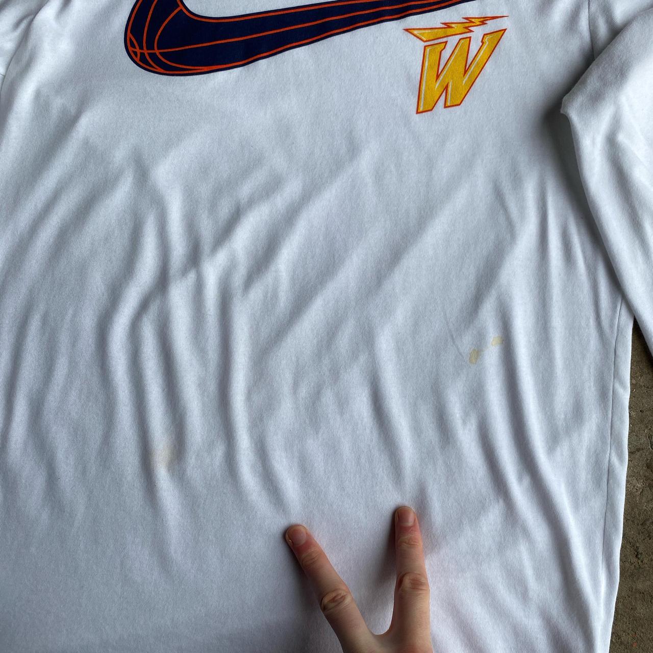 White Nike Long Sleeve Graphic T-Shirt - S