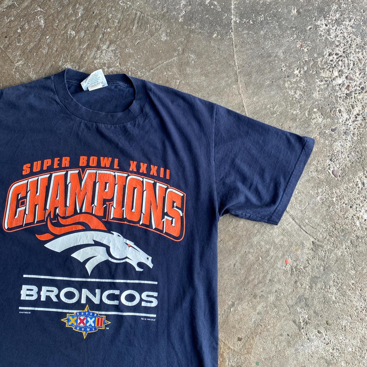 Navy Vintage 1998 Super Bowl XXXII Denver Broncos Champions T-Shirt - M