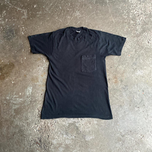 Black Single Stitch Pocket T-Shirt - M