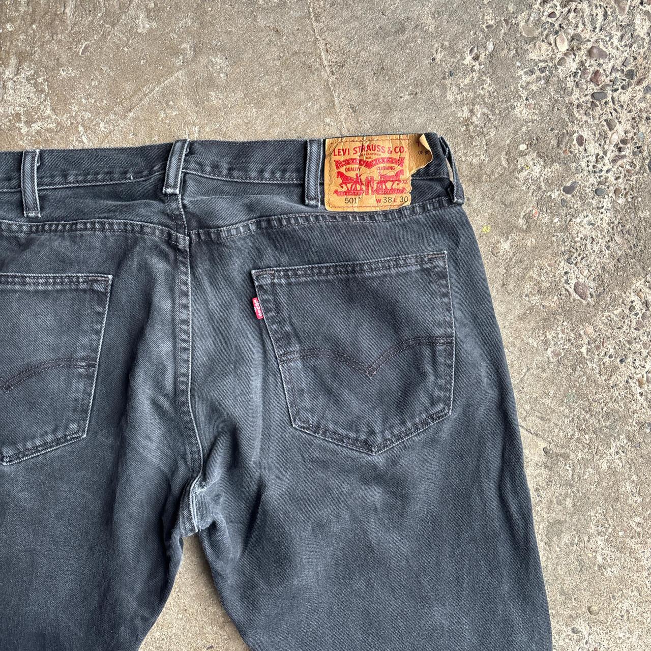 Dark Denim 501 Levi’s Jeans