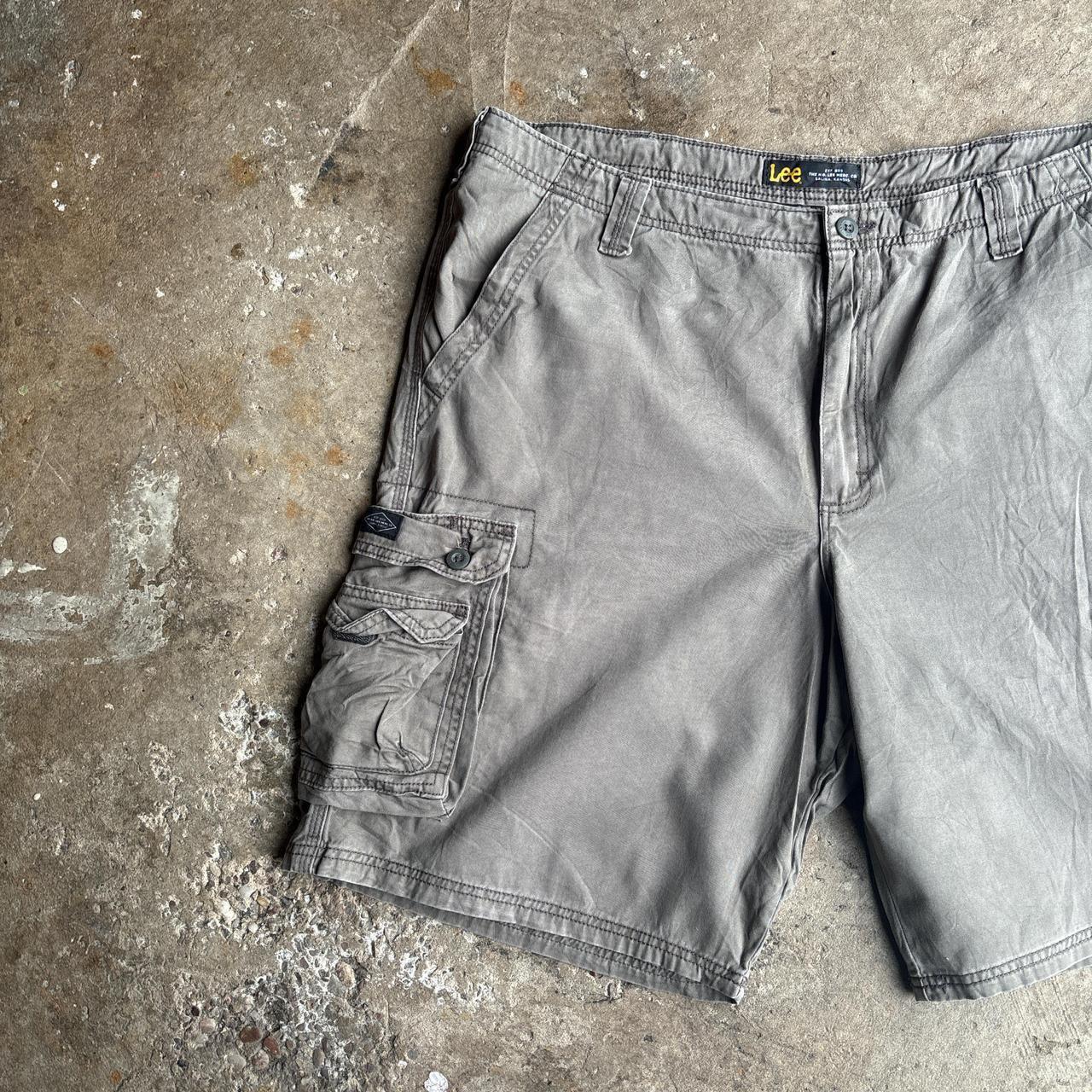 Khaki Green Lee Cargo shorts