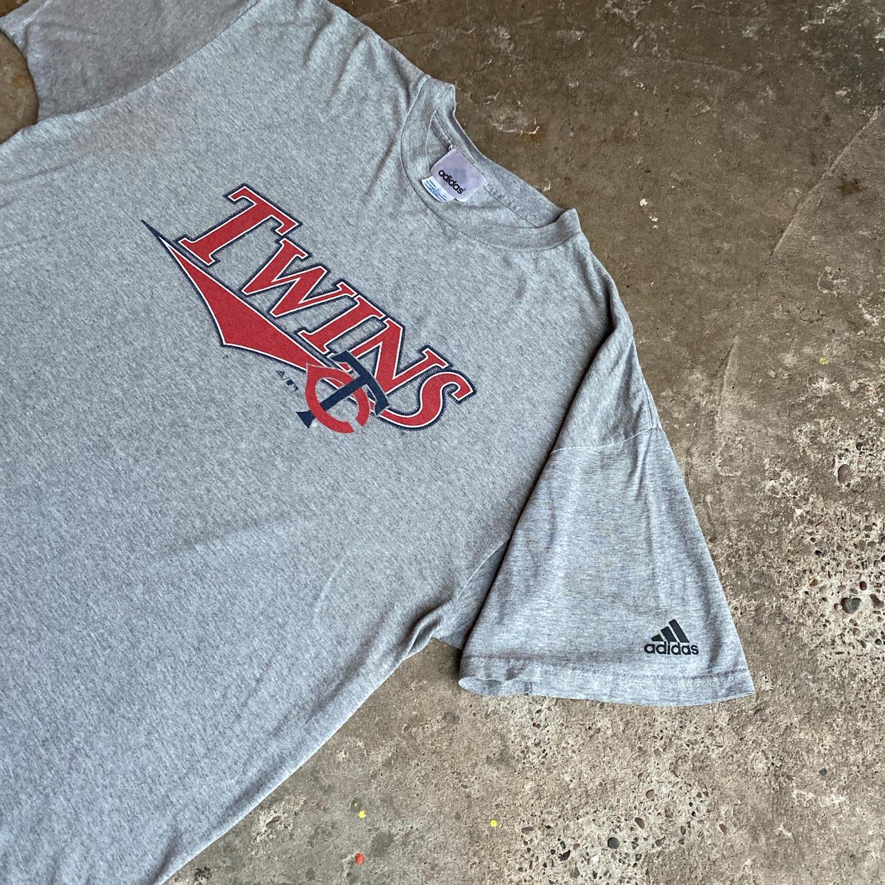 Vintage Grey Adidas Minnesota Twins Graphic T-Shirt - XL