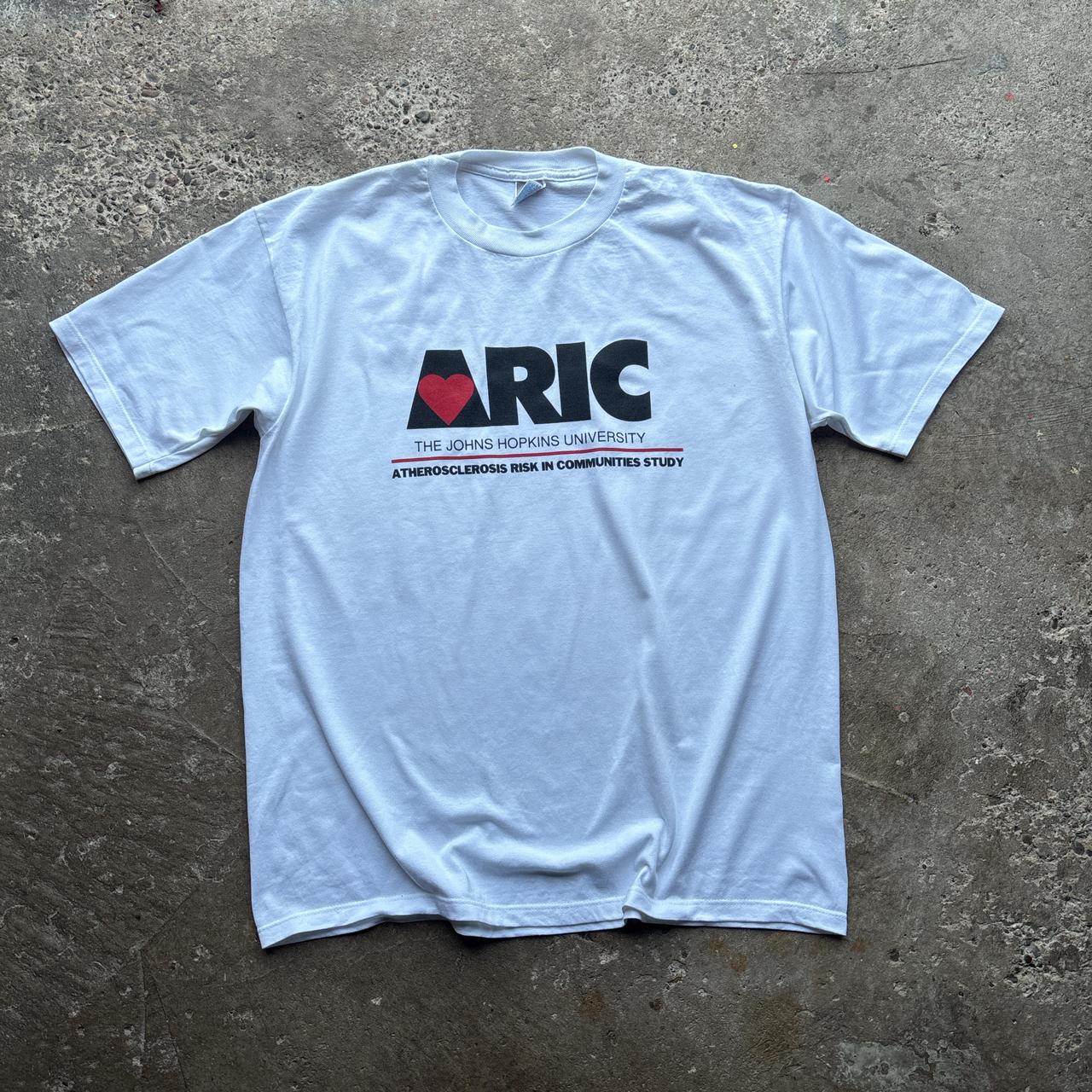 White Jerzees Graphic tee with ‘Aric’ print - XL