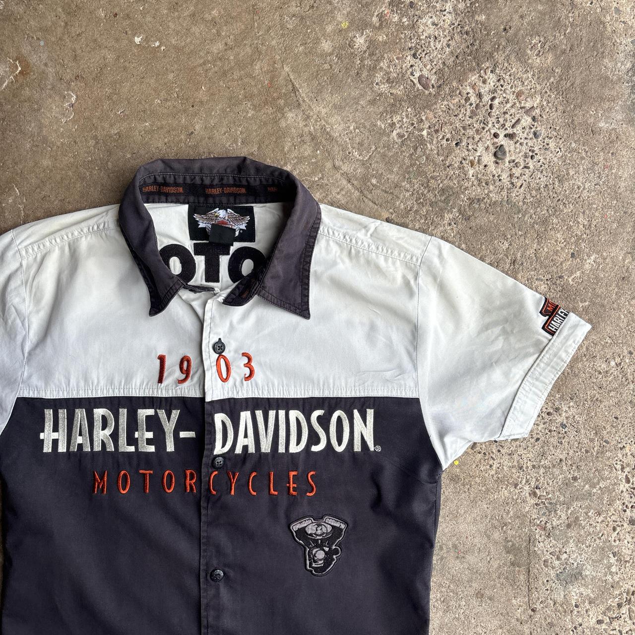 Harley Davidson Black & White Button Up Shirt - L (women’s)