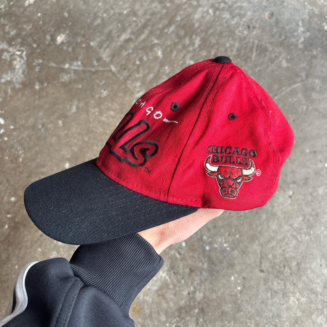 Red & Black Vintage 90’s Chicago Bulls Snapback