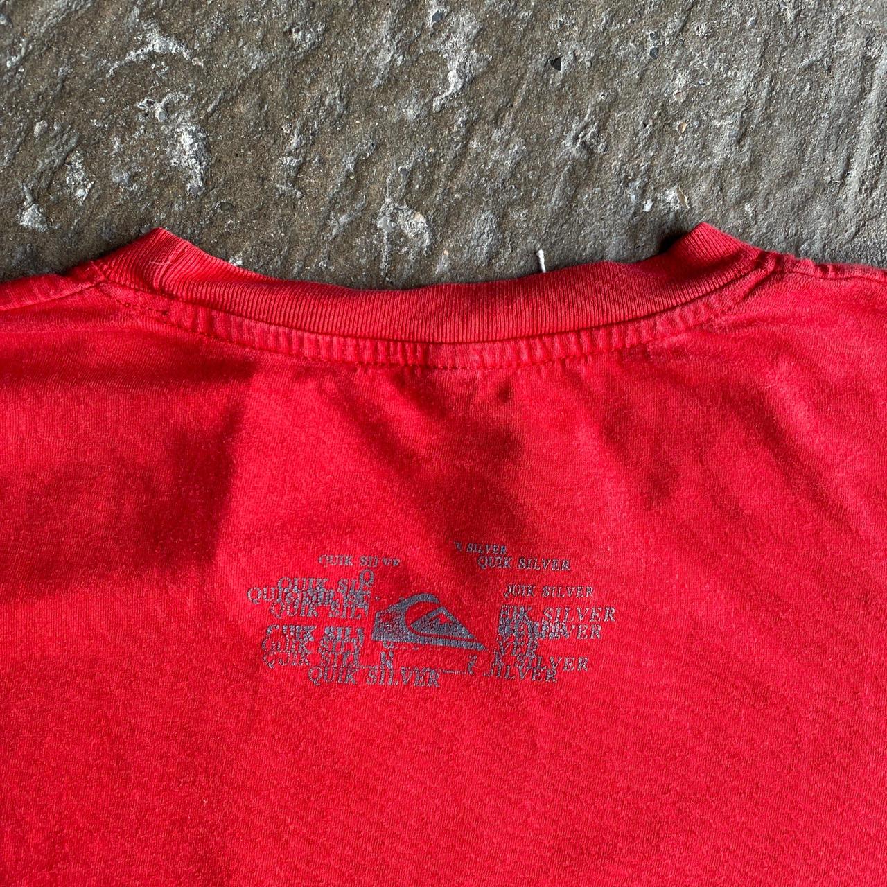 Red Quiksilver Graphic Y2K T-Shirt - M