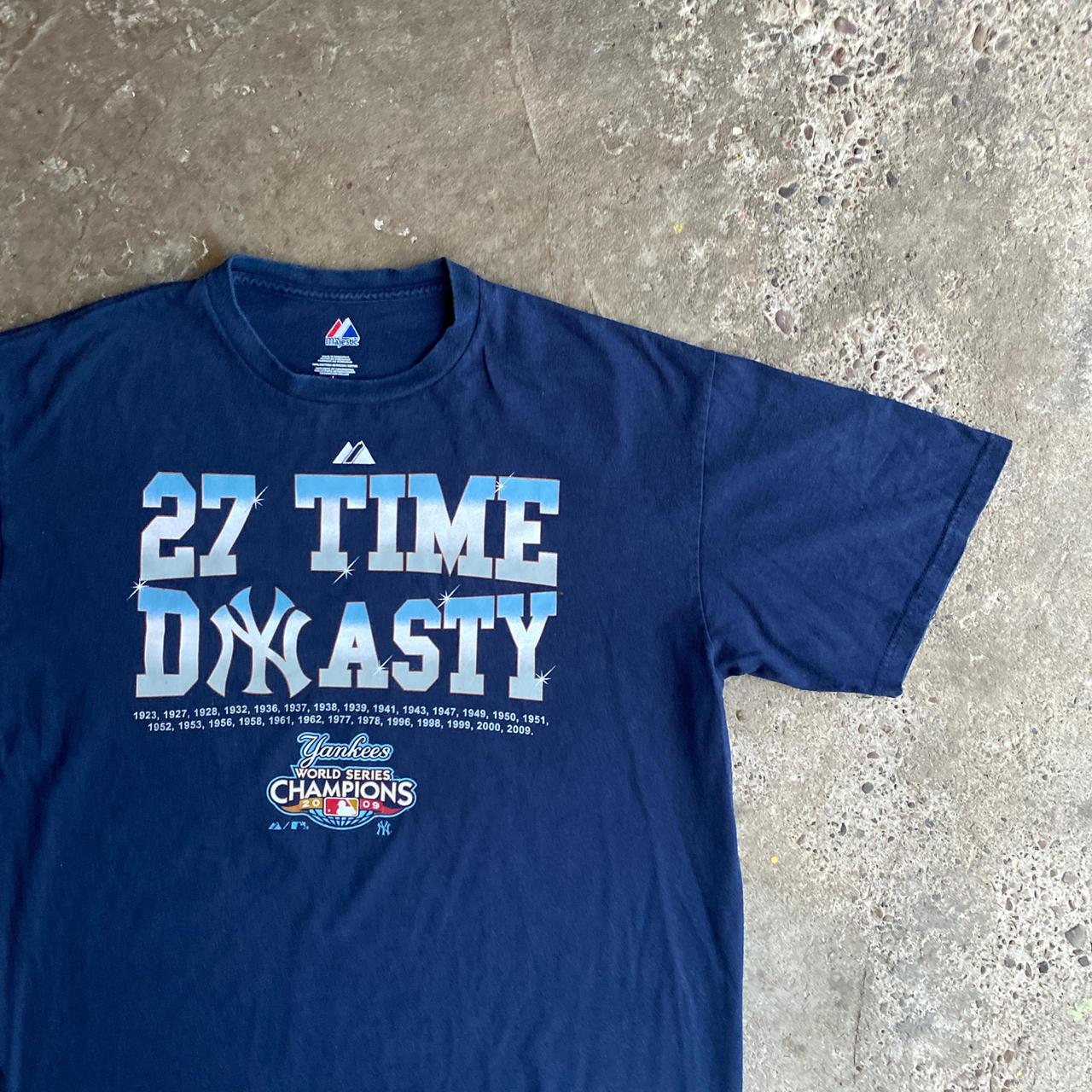 Navy New York Yankees Graphic T-Shirt - L