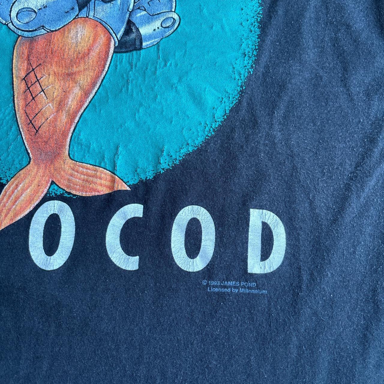 1993 James Pond 2 Robocod black graphic tee