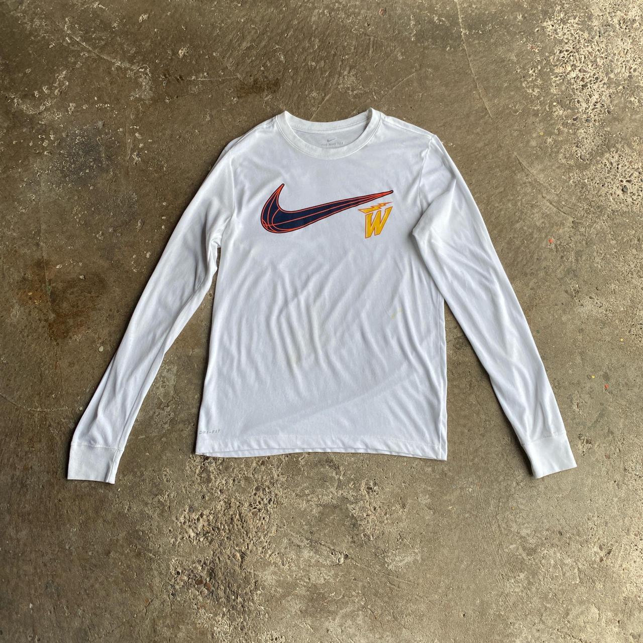 White Nike Long Sleeve Graphic T-Shirt - S