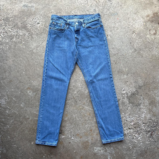 Blue denim Levi’s Jeans