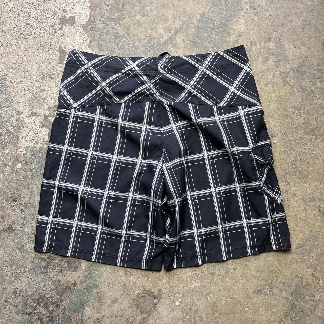 Black and grey chequered Hurley board shorts 00s - W38