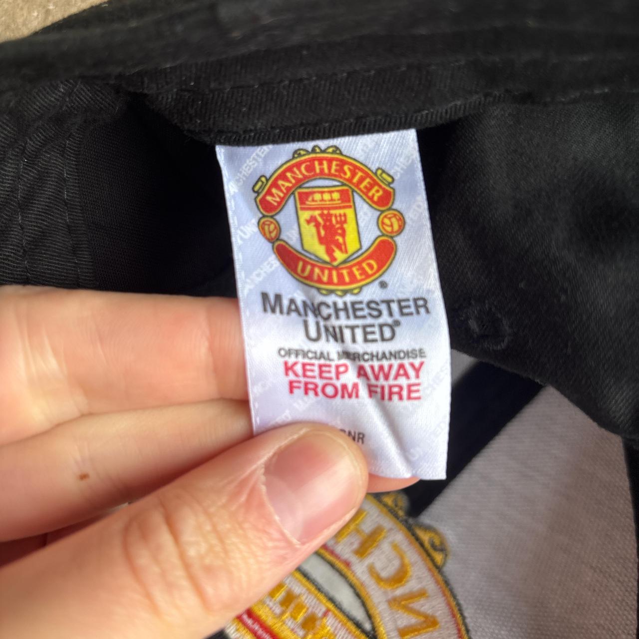 Manchester United Embroidered Logo Cap