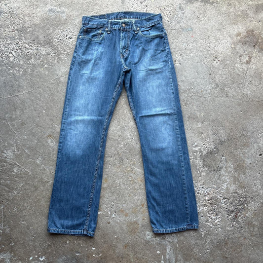 Blue Levi’s 514 Jeans - W32 L32