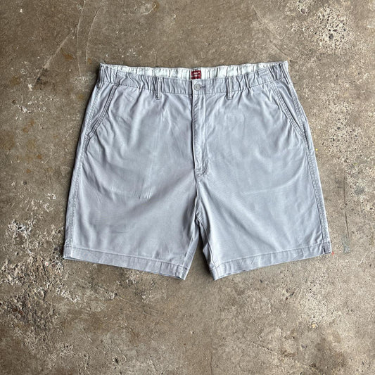 Grey Levi’s Elasticated Chino Shorts - W42" (elasticated)