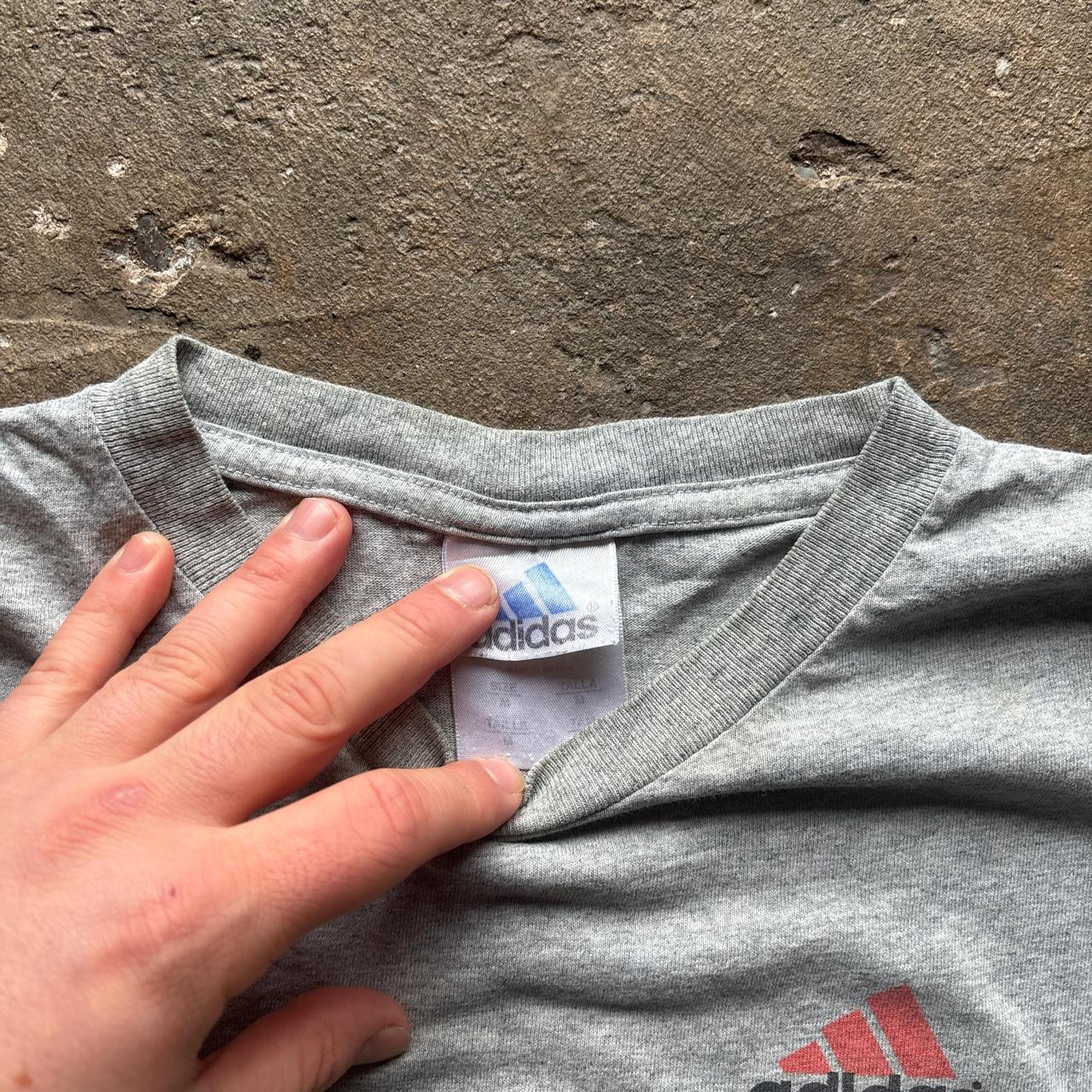 00s Grey Adidas graphic  t-shirt - M