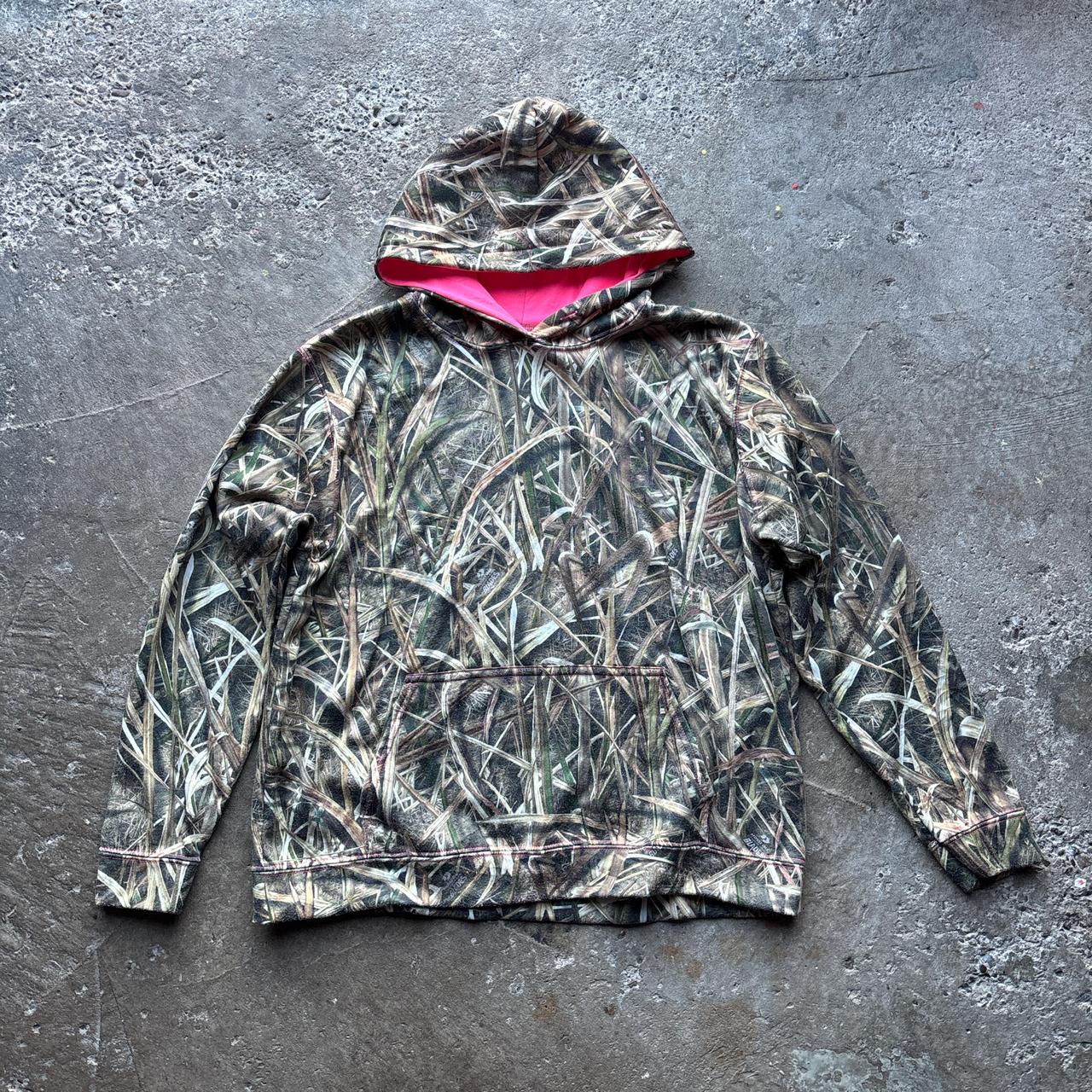 Real tree Mossy Oak hoody with pink logo - L