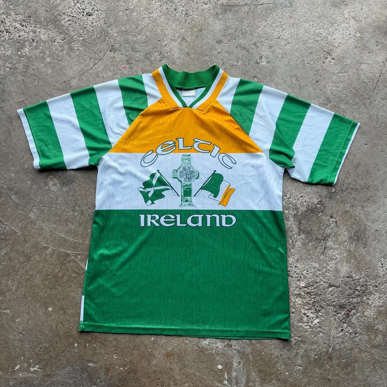 Vintage O’neils Celtic sports top