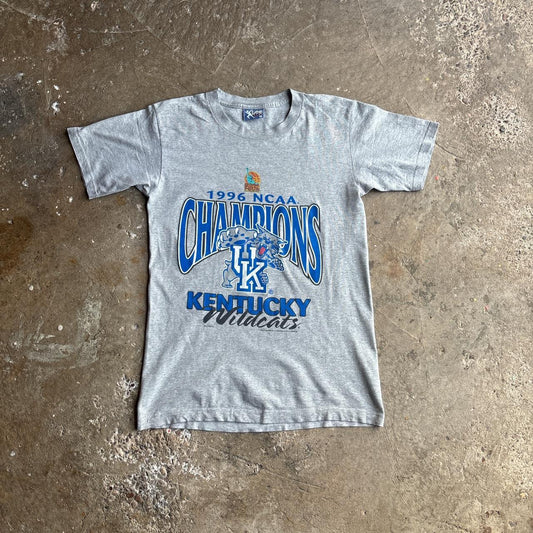 Grey 1996 Kentucky Wildcats Champions Vintage Lee Sport T-Shirt