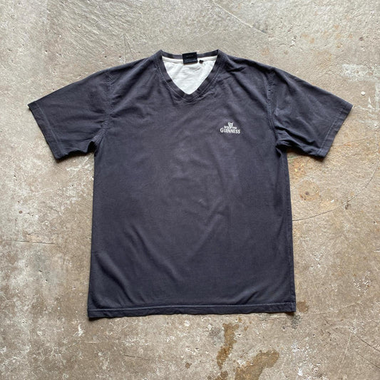 00s Black Guinness v-neck t-shirt - M/L
