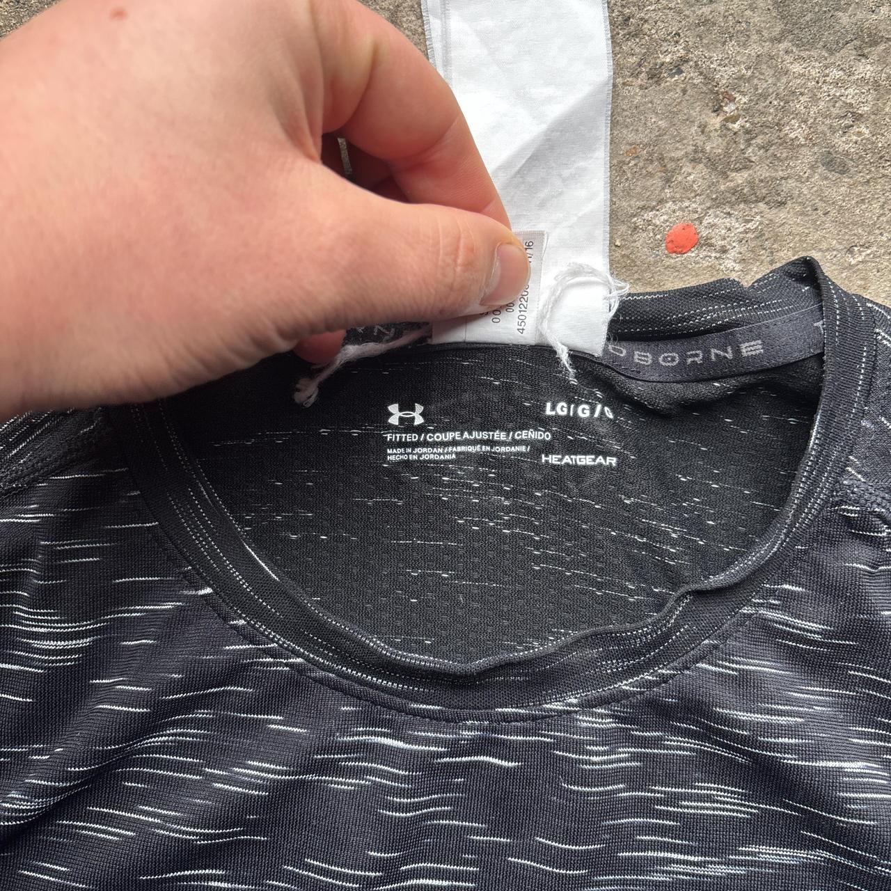 Black Under Armour activewear top - L