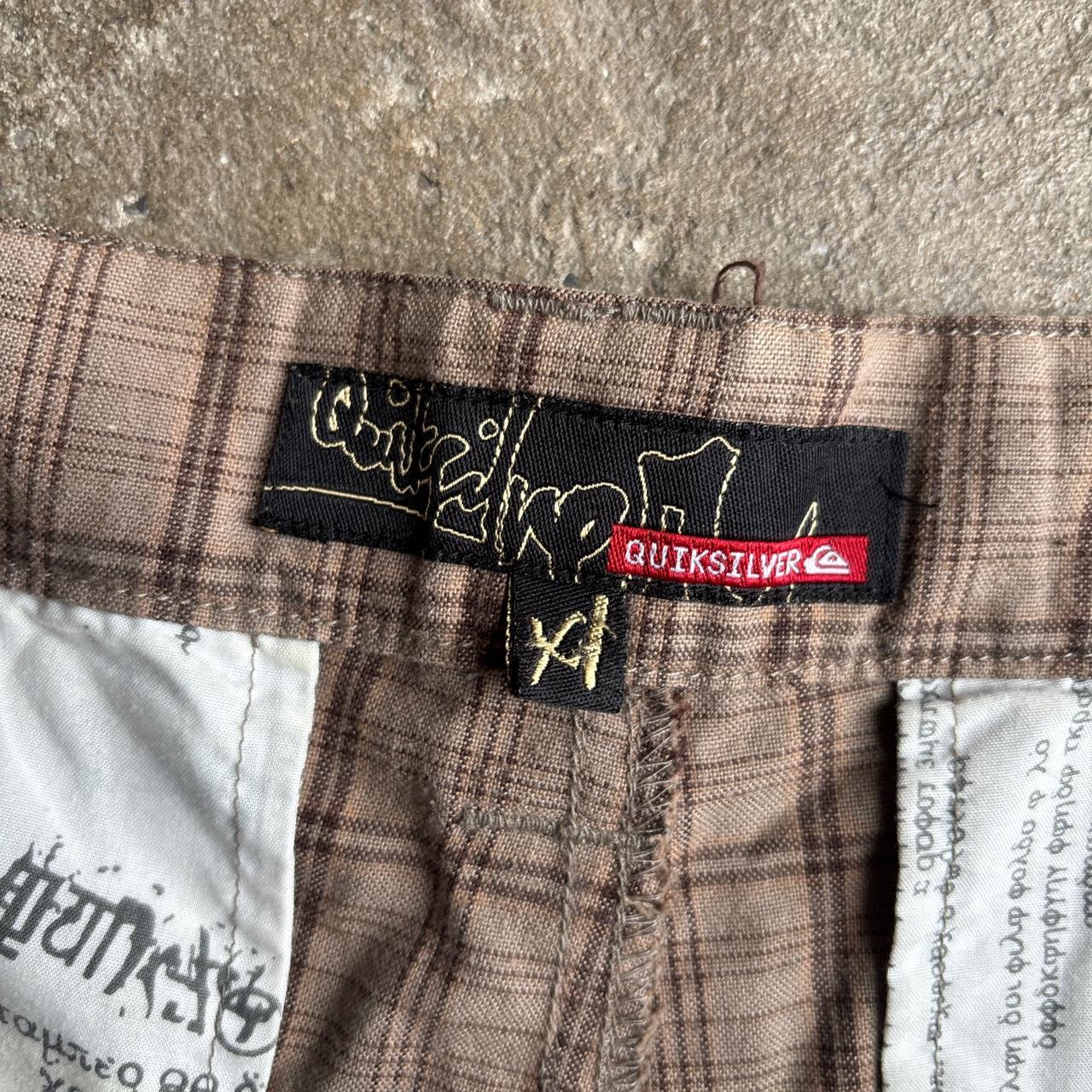 Brown Checkered Quiksilver Y2K Cargo Shorts