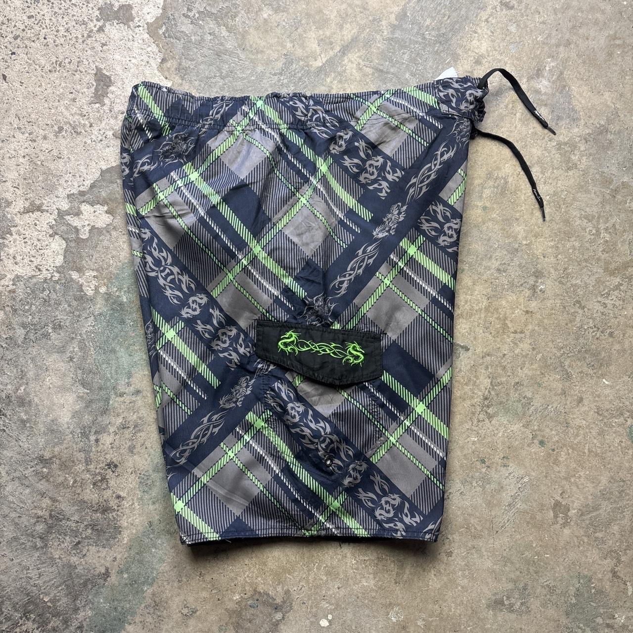 Grey Y2K chequered board shorts from Maui & Sons - W36/L