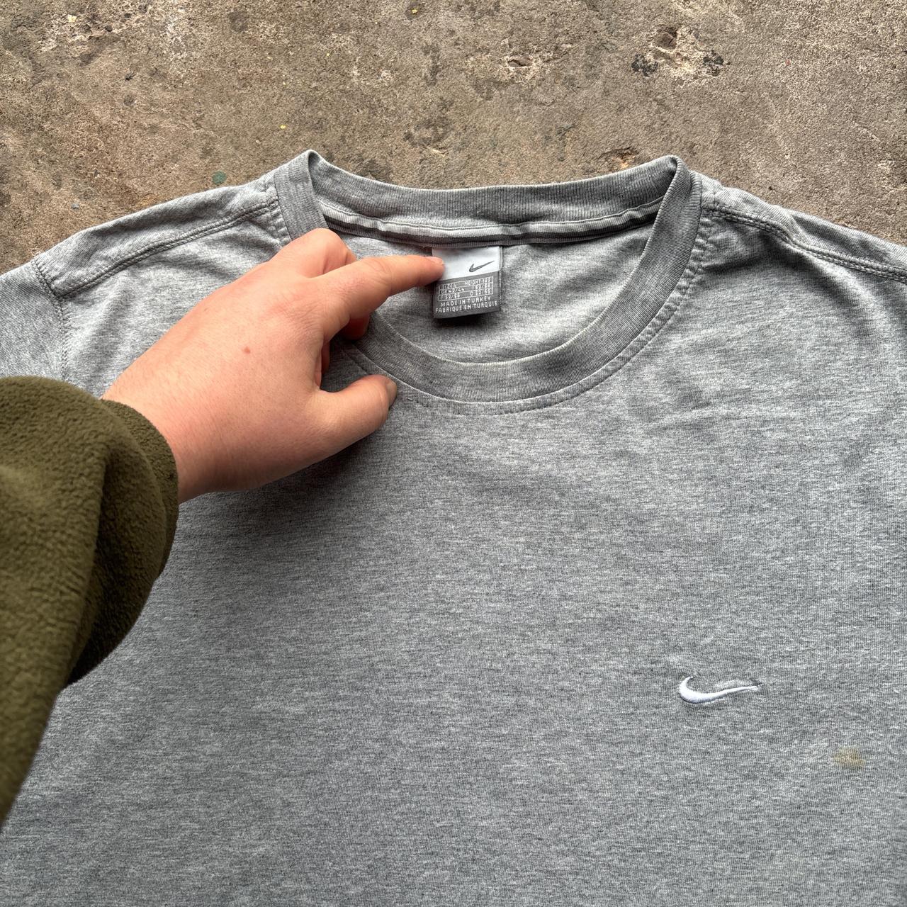 00s grey Nike t-shirt with embroidered logos