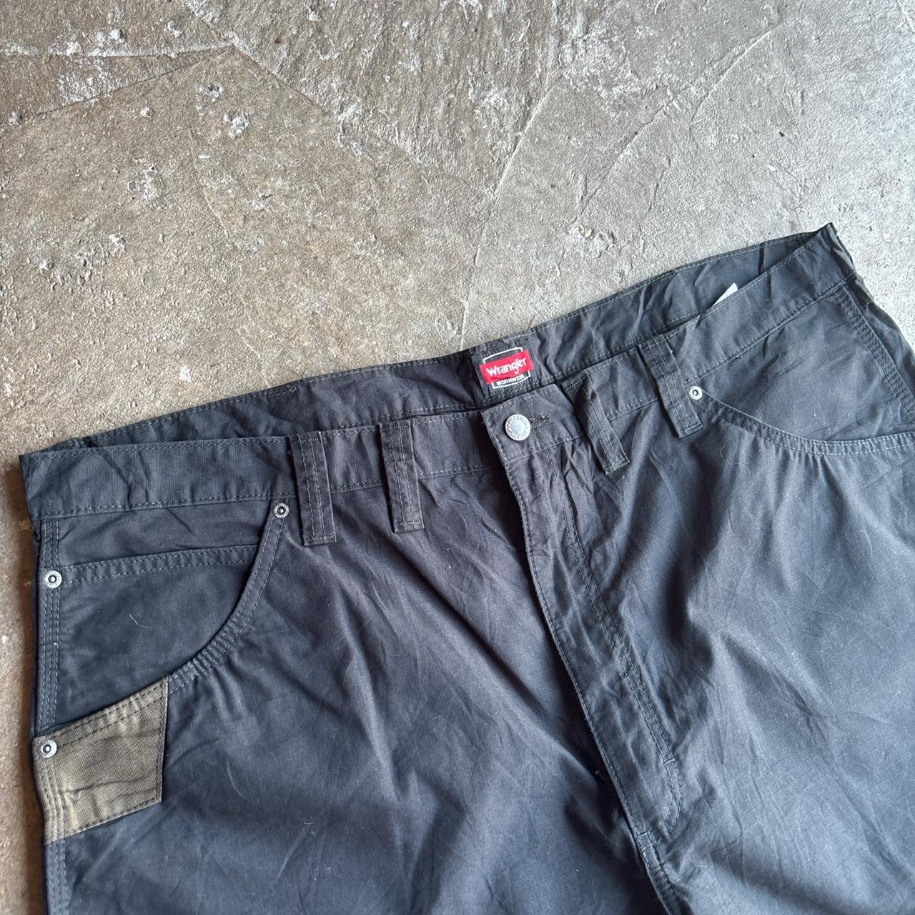 Black Wrangler Workwear Shorts