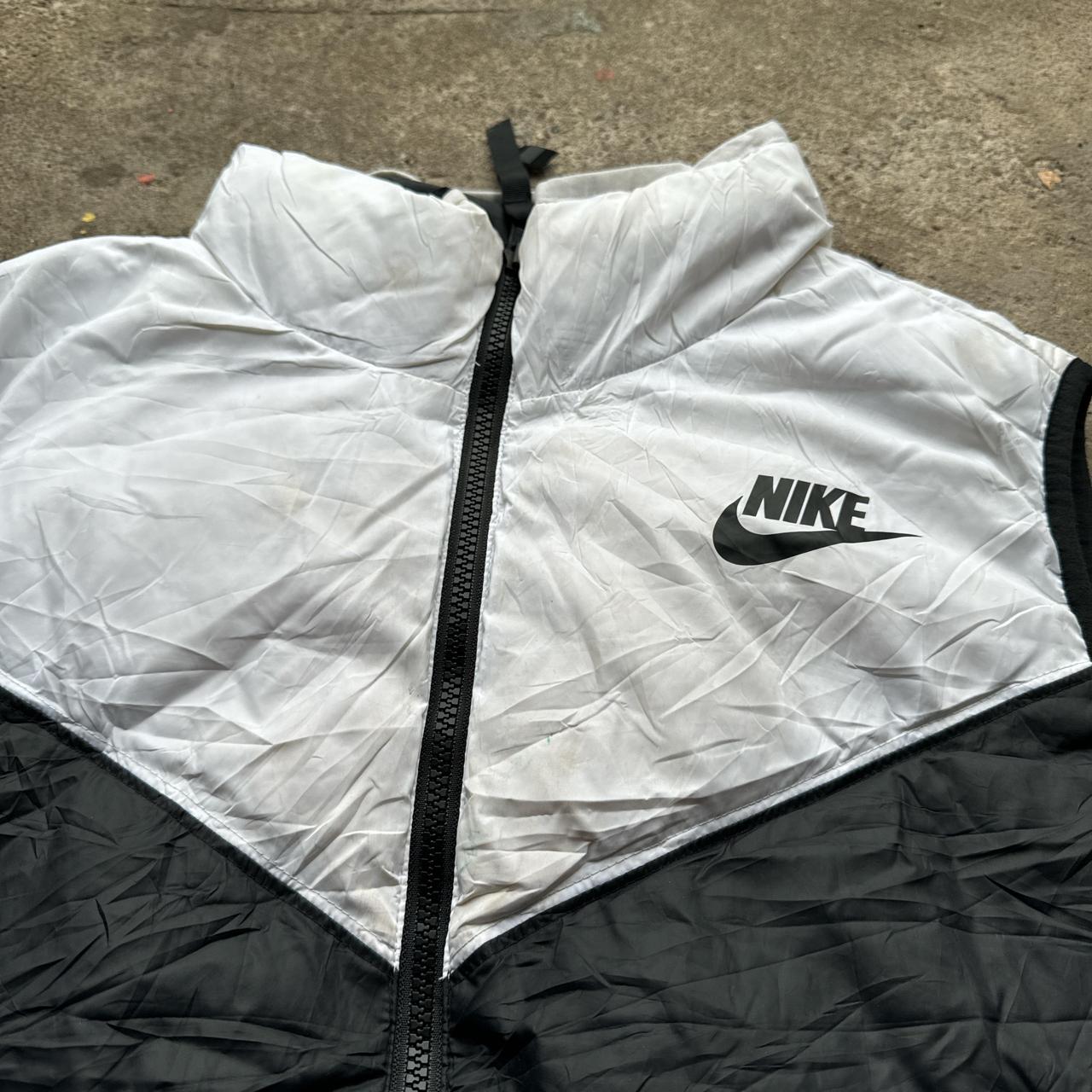 Black Nike reversible puffer gilet