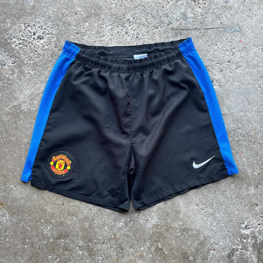 Black and blue Nike Football shorts - M