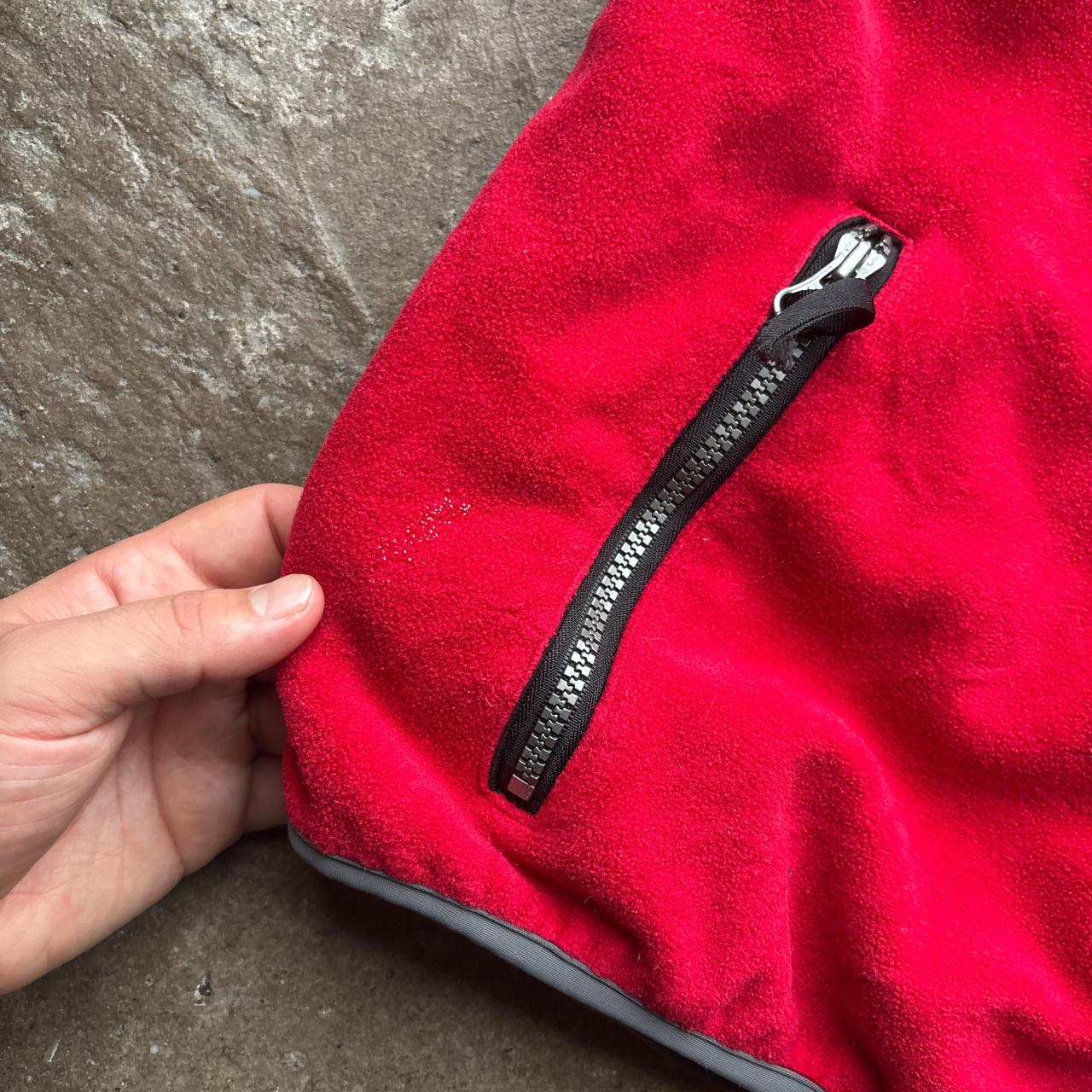 Red and grey Woolrich fleece vest - L