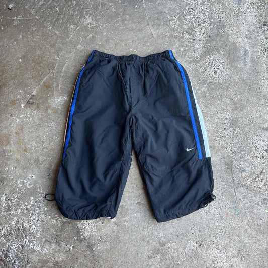 Black Nike 3/4 Length Sports Shorts