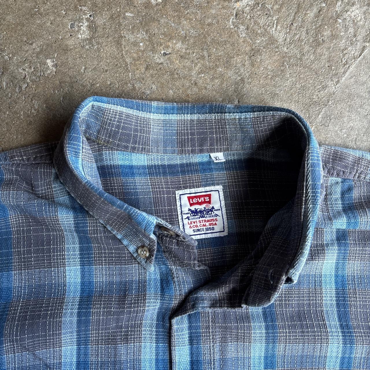 Vintage Blue and grey Levi’s shirt