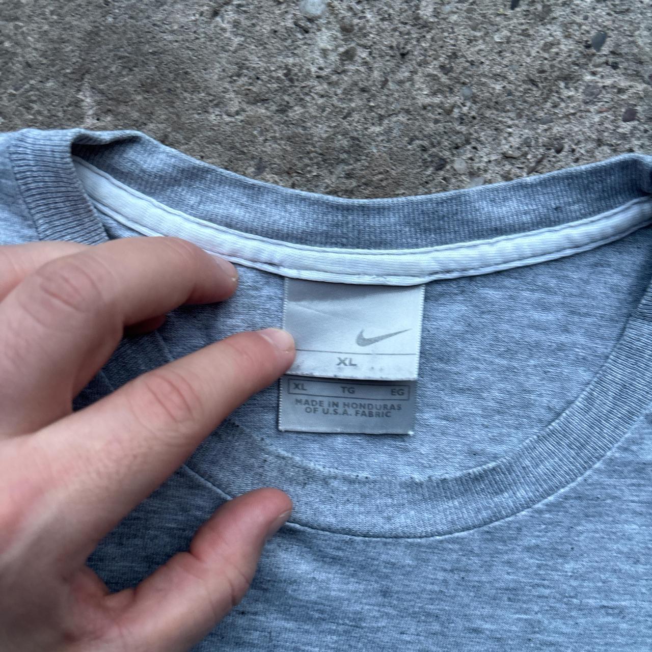 00s Grey Nike T-shirt  - XL