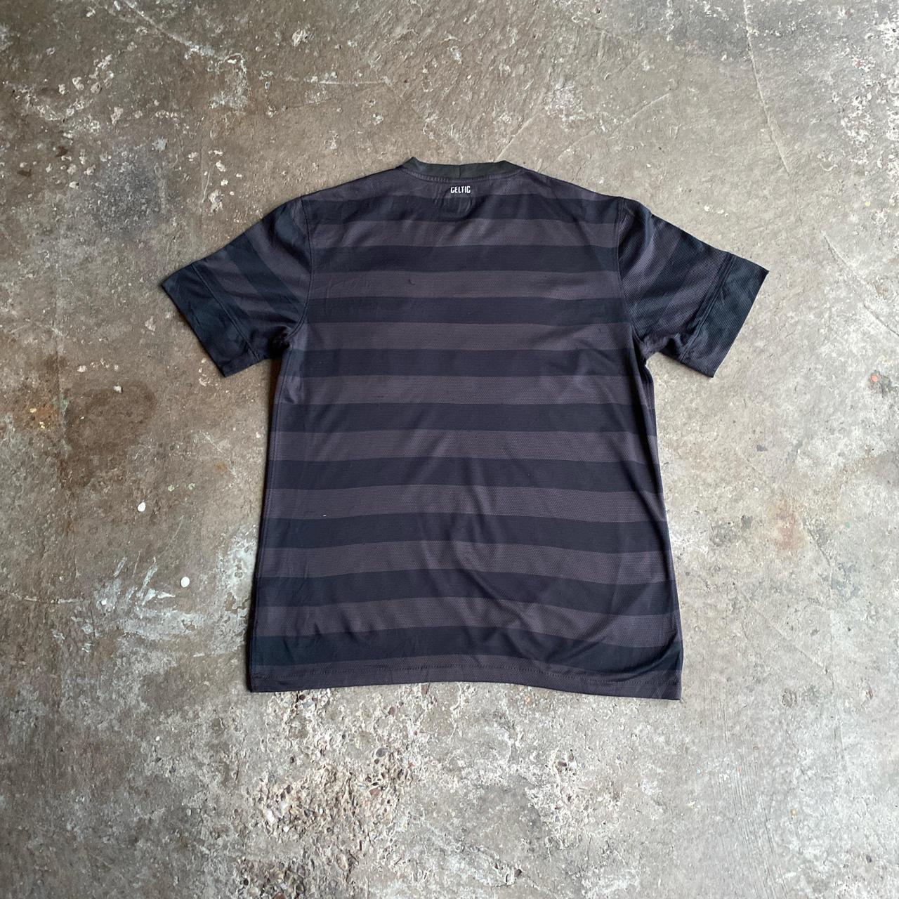 Black & Grey Celtic 2012/13 Nike Away Kit - M