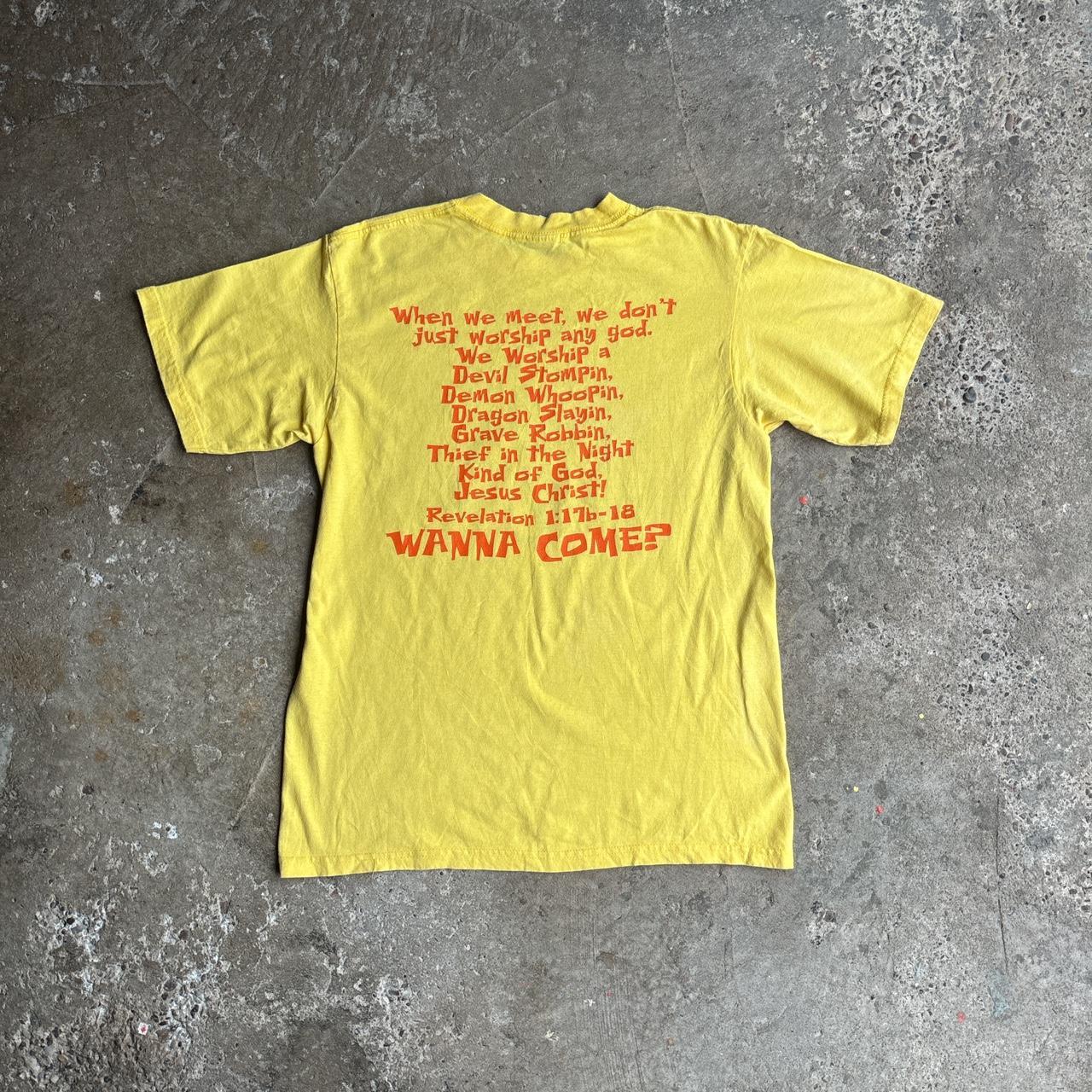 Vintage 2000 Yellow Graphic T-Shirt