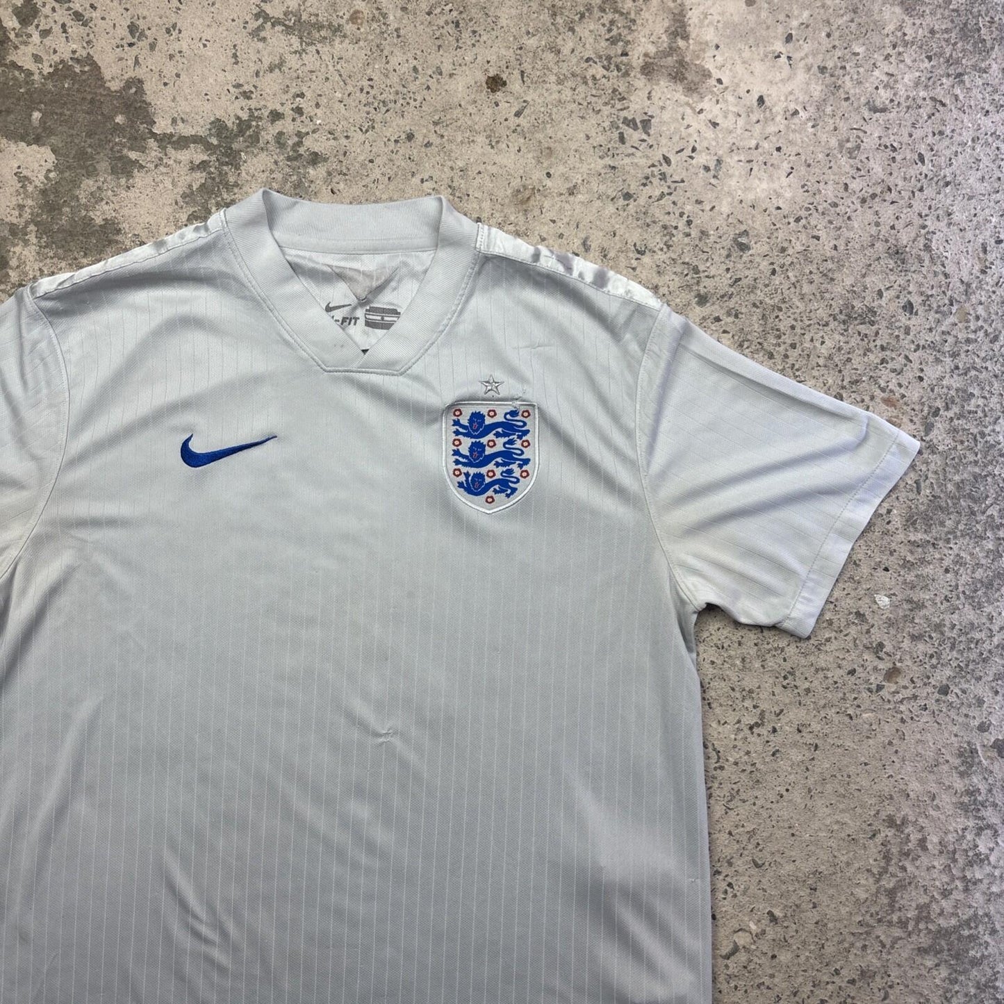 White England 2014/15 Nike Home Football Shirt | Size: L