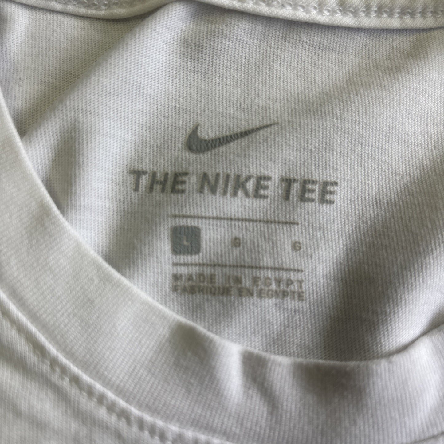 White Nike Graphic England Football T-shirt | Size: L