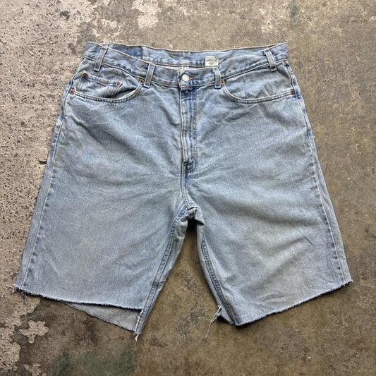 Light Blue Men’s Levi’s 550 Denim Cut Off Shorts - W38