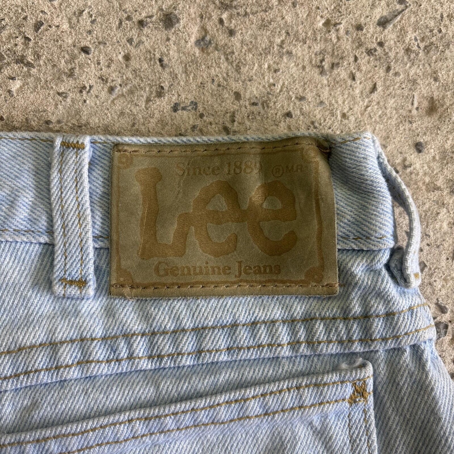 Light Blue Lee Denim Jean Shorts w/ Relaxed fit | W36