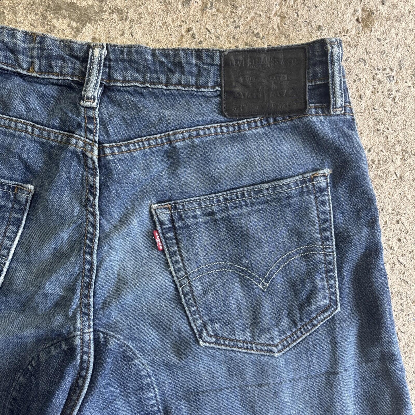 Blue Denim Cut Off Levi’s Jean Shorts | W33"