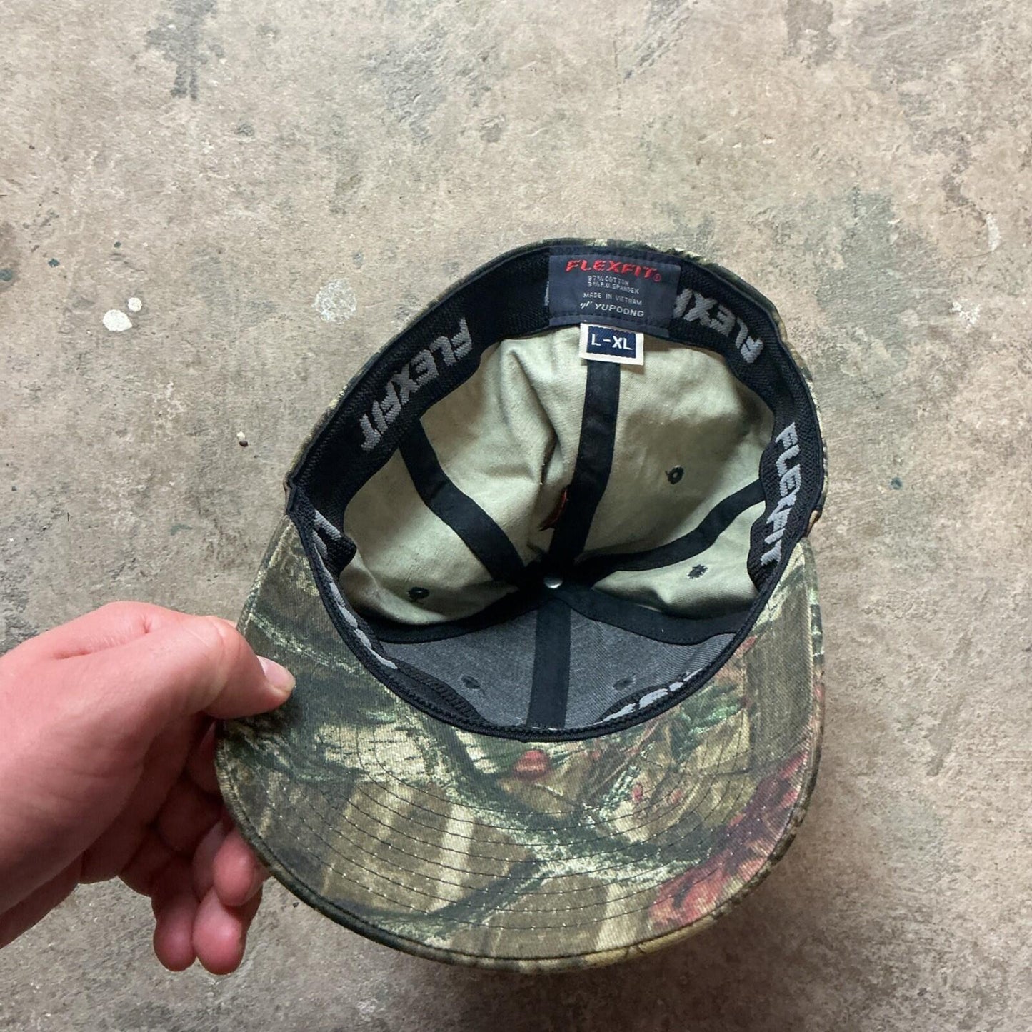 Unisex Flex fit Real Tree Cap With Company Logon| L-XL