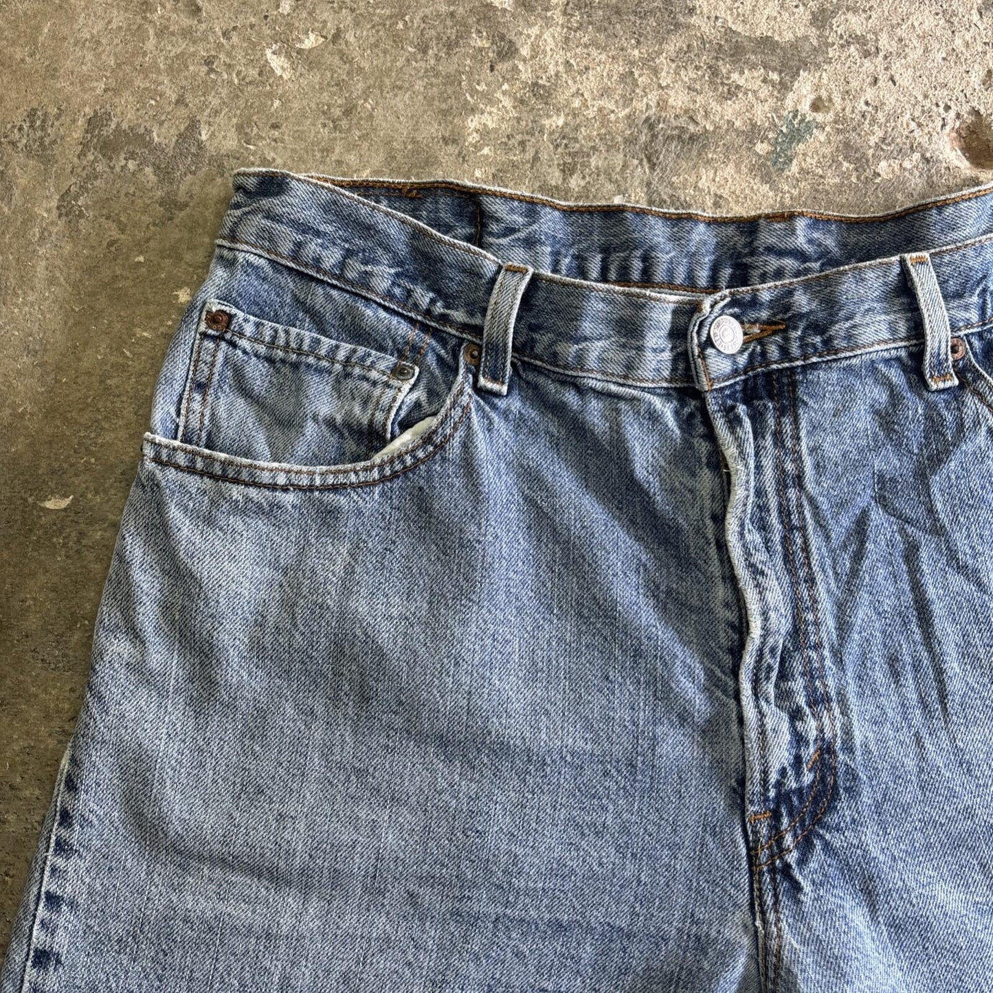 Blue Levi’s Relaxed Fit 550 Jean Shorts | W36"