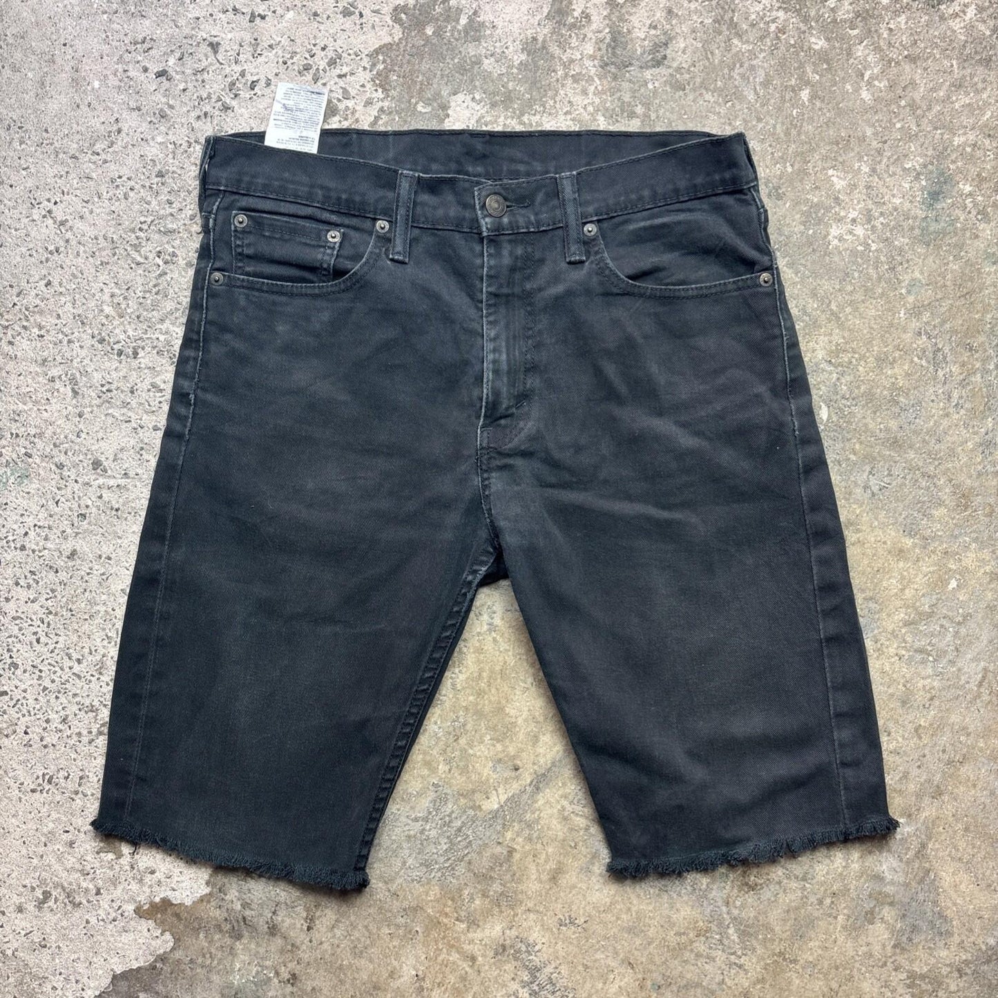 Black Levi’s 510 Men’s Cut Off Shorts | W32