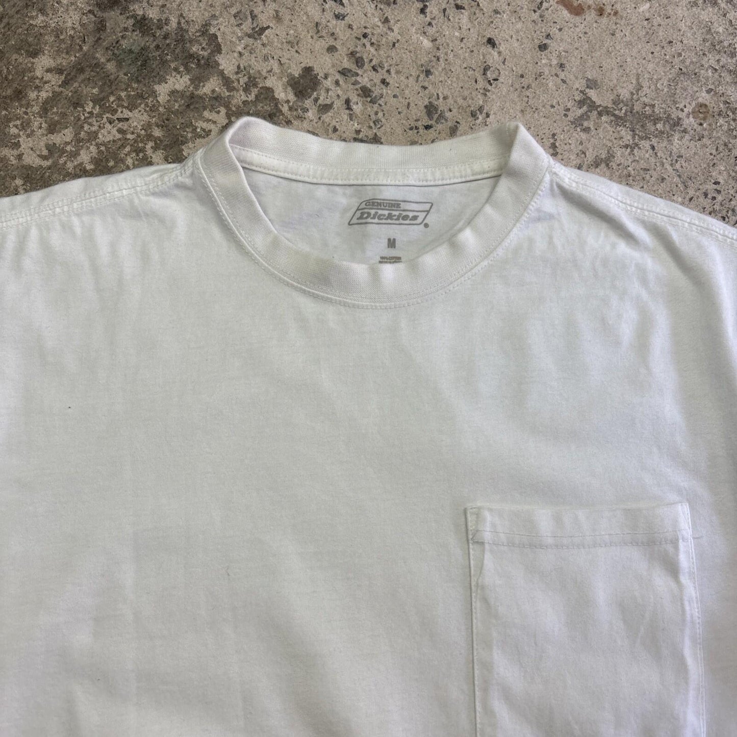 White Dickies Single Pocket Men’s T-shirt | Size M