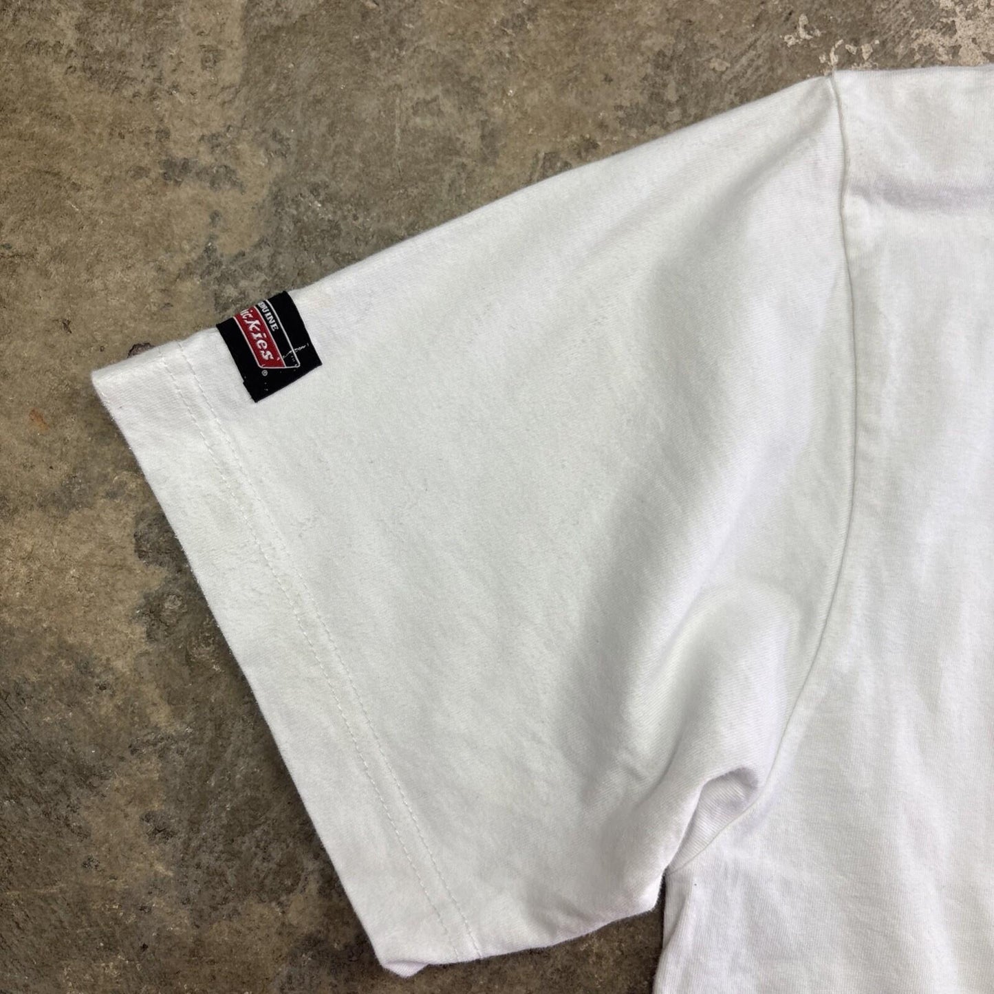White Dickies Single Pocket Men’s T-shirt | Size M
