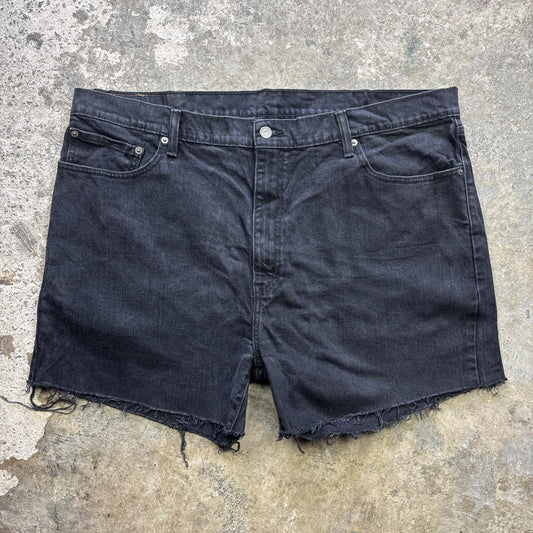 Black Denim Levi’s 505 Men’s Cut Off Shorts - W42