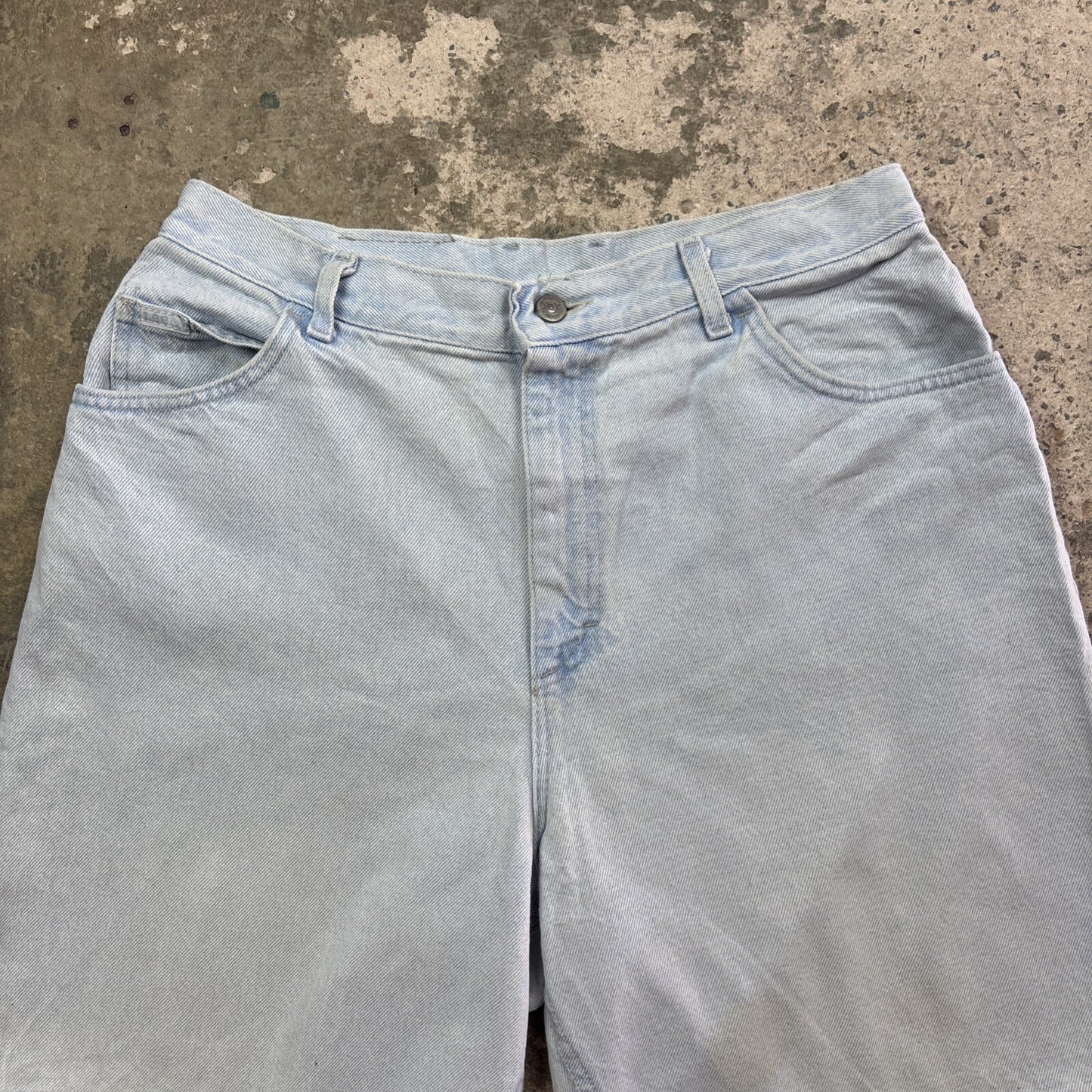 Light Blue Denim Lee Jean Shorts | W32"