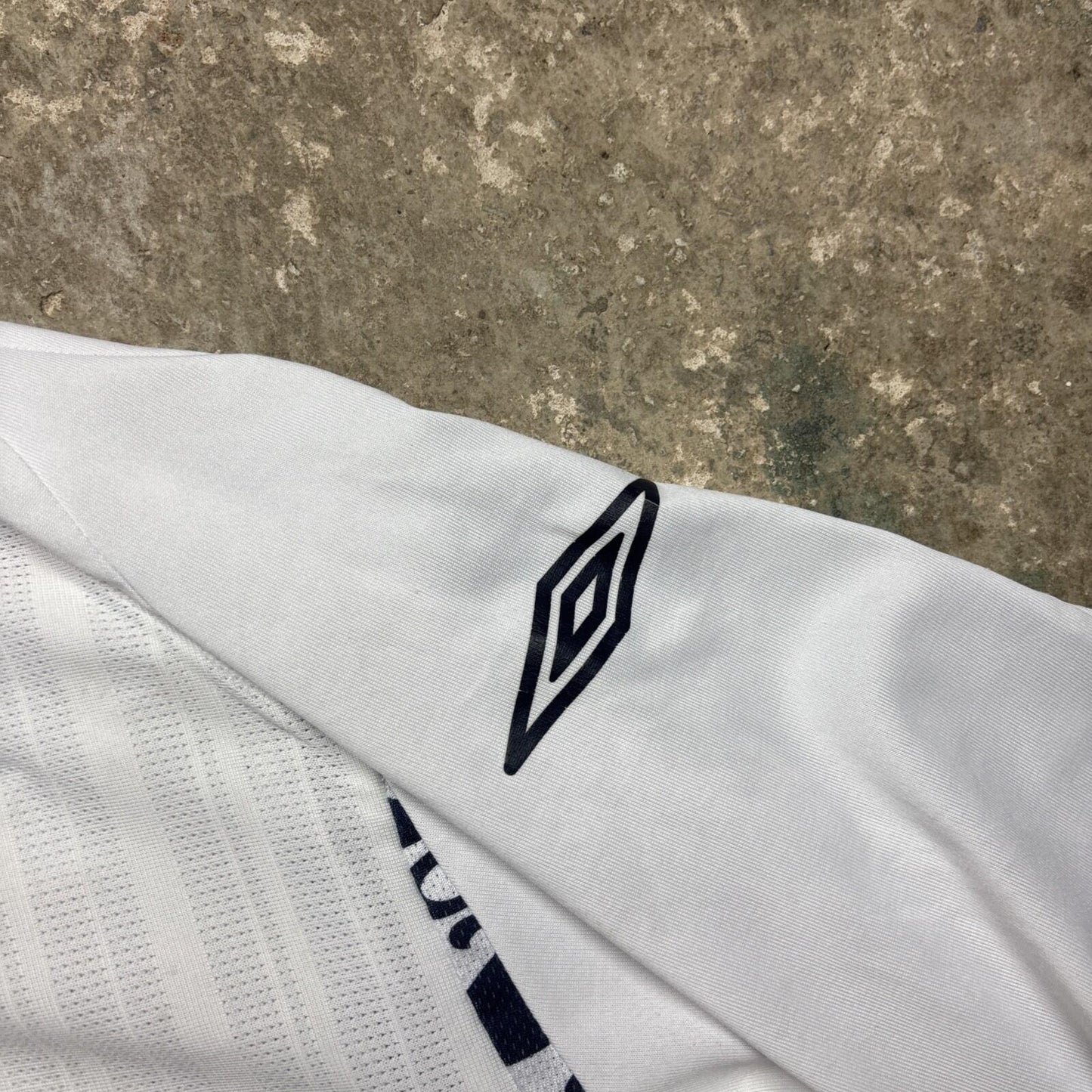 2007-09 White Umbro England Football Men’s Shirt | L