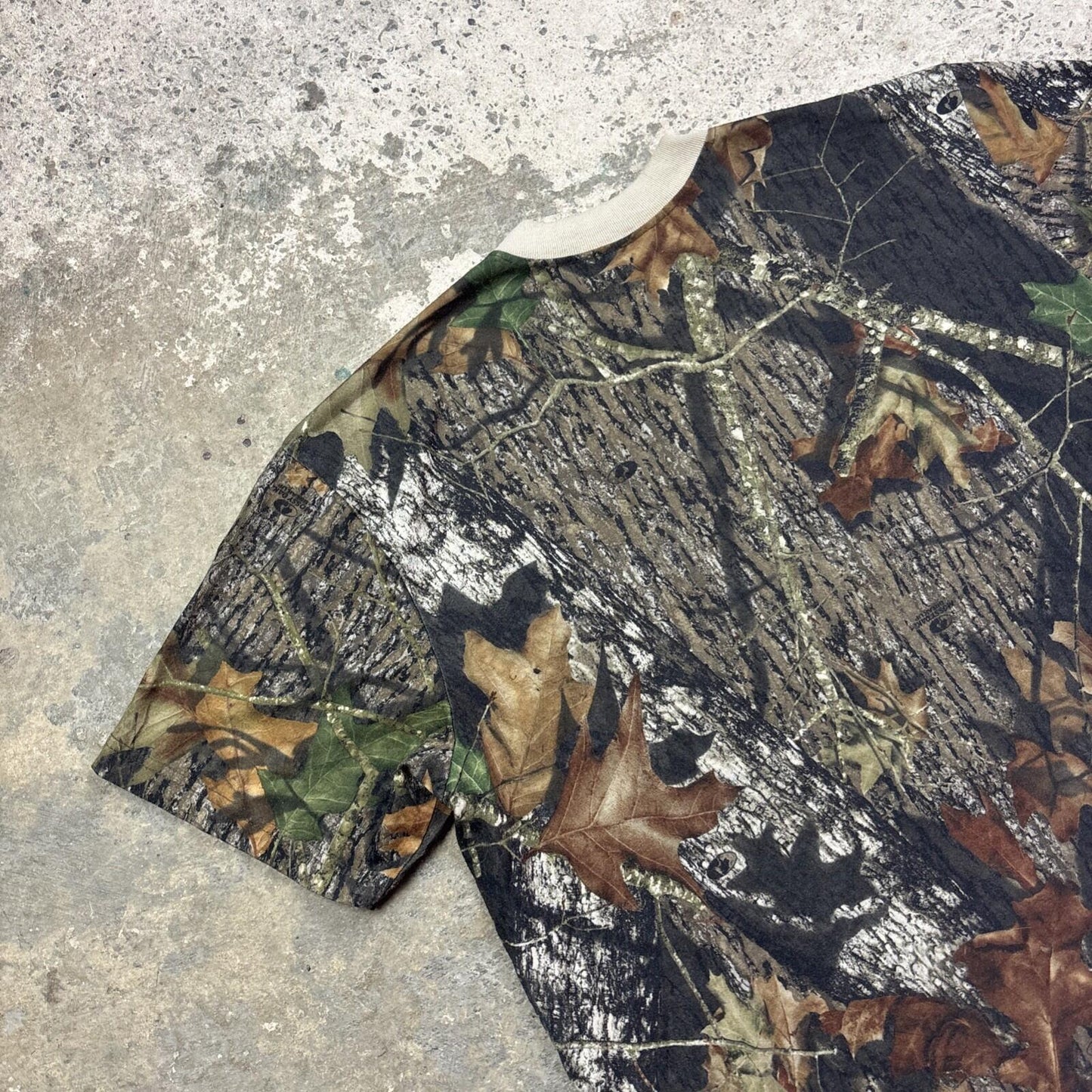 Real Tree Camouflage Mossy Oak T-Shirt | Size: XL